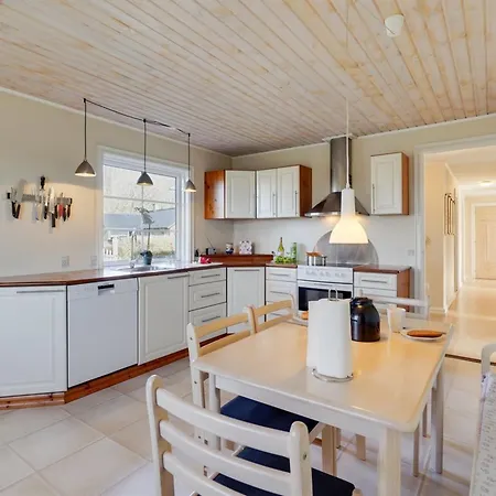 Harrieth - 16km From The Sea By Interhome Højer