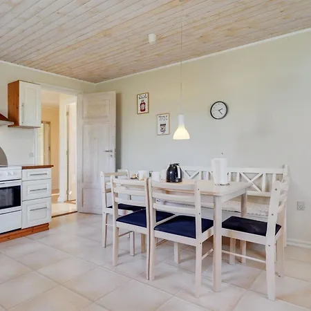Harrieth - 16km From The Sea By Interhome Feriehus *