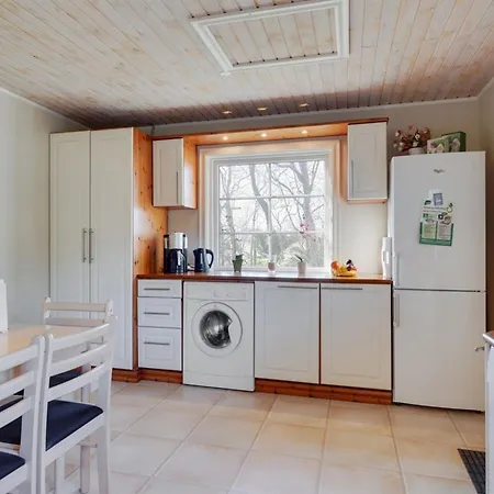 Harrieth - 16km From The Sea By Interhome Feriehus
